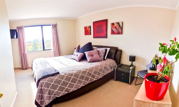 Blenheim Casa | Fairhall Lodge- Luxury B&B