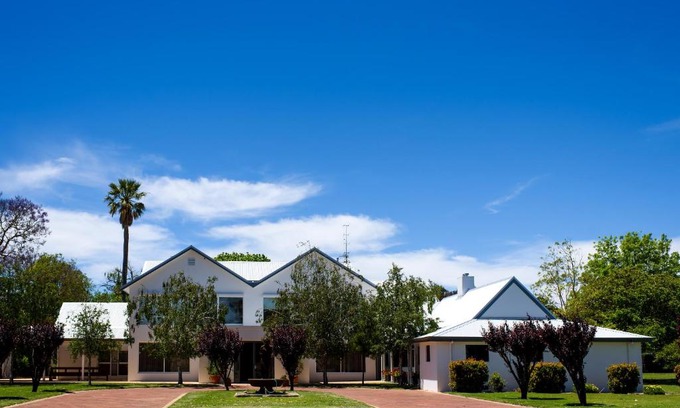 Bovell Casa | Fairlawn Estate