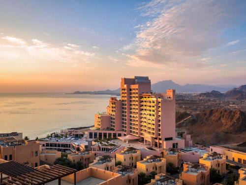 Al Kubus Complejo | Fairmont Fujairah Beach Resort
