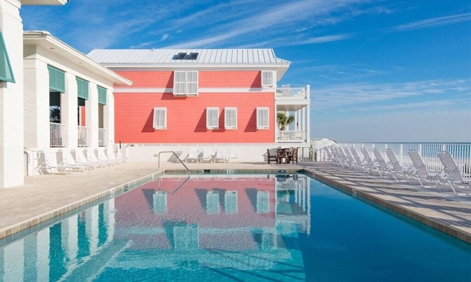Sunnyside Casa | ¡Ofertas especiales de primavera! ¡RETIRO DELANTERO DEL GOLFO!