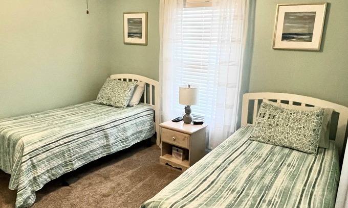 Central Myrtle Beach Apartamento | Fairway to the Beach
