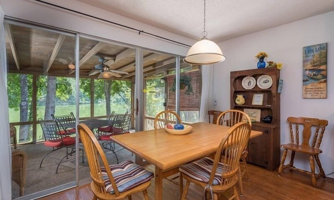 Lake Lure Casa | Fairway Villa 0305 at Rumbling Bald