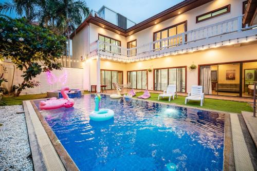 Jomtien Villa | Fairy Hill Pool Villa