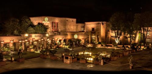 Faisalabad Hotel | Faisalabad Serena Hotel
