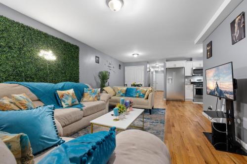 Newark Apartamento | FaithInn - 3 Bed 2 Bath Near EWR/Downtown/NYC