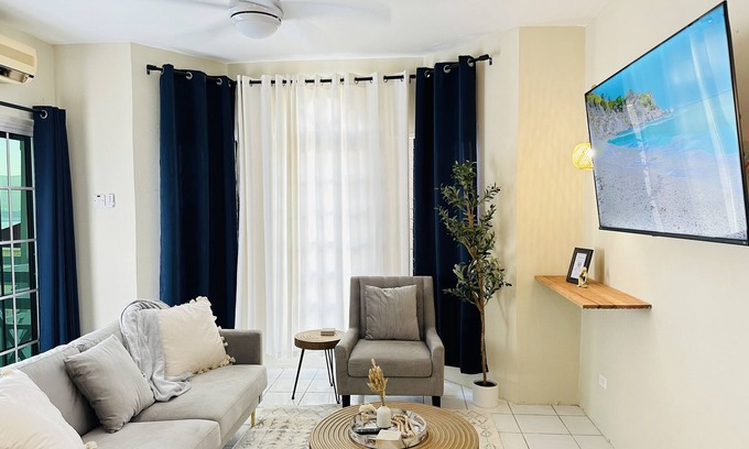Montego Bay Apartamento | Falcon Views/Free Airport Transportation/Gated Complex/Security