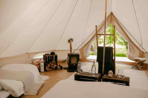Grebbestad Otro | Falkeröd - Lyxig glamping i naturreservat ink frukost