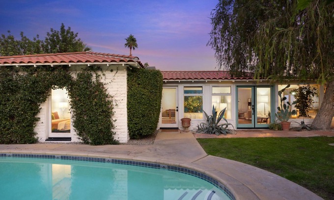 Tahquitz River Estates Casa | Fall Availability! A Charming Bungalow with Private Pool and Green Space!