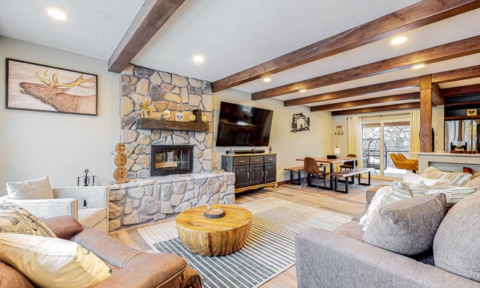 North Park City Chalet De Esquí | Summer Lodge Park City, Hot Tub, Game Room, EV Charger, Backyard, Fire Pit