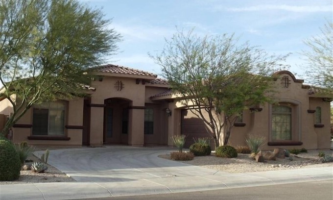 Estrella Mountain Ranch Casa | Caer en fabuloso! Fab House! Fab Mobiliario! Fab Precio! Fab Pool & Spa!