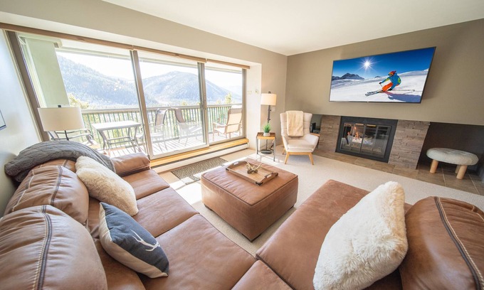 Keystone Condominio | Mtn Views, Modern Furnishings, Shuttle to Slopes