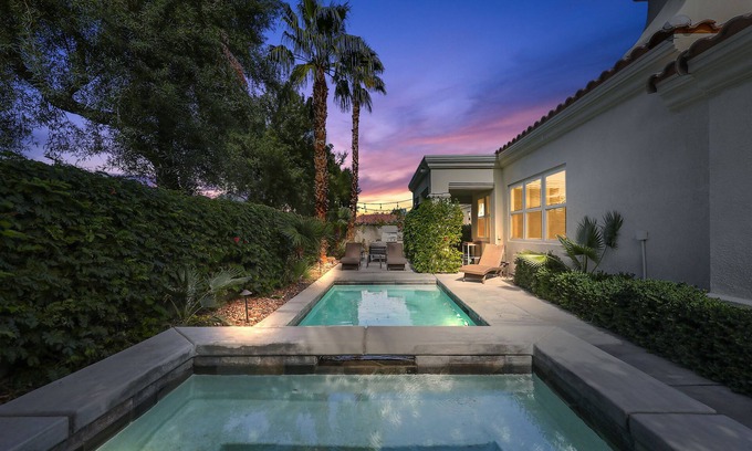 La Quinta Casa | Piscina privada y jacuzzi situado en la hermosa Puerta Azul