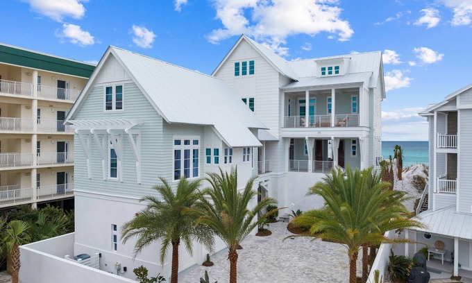 Chivas Bluff Casa | Summer Stays Available! Private Salt Water Pool! Gulf Front! Carriage House! Low-Speed Vehicle!
