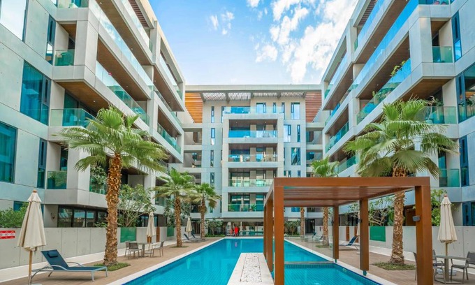 Al Wasl Apartamento | FAM Living City Walk - Opposite City Walk Mall - 2A