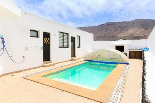 Urbanizacion Famara Casa | Famara Beach House