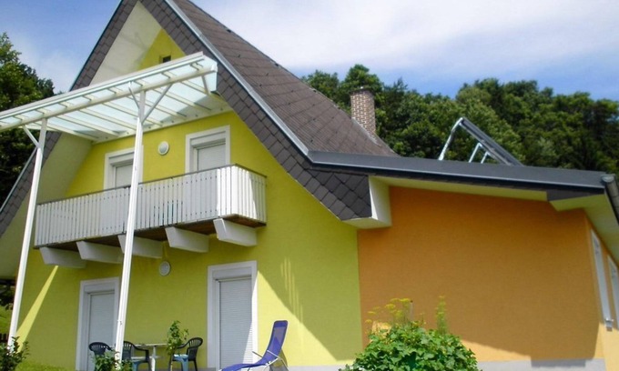 Loipersdorf bei Fuerstenfeld Apartamento | Familienzimmer - Gästehaus Karin