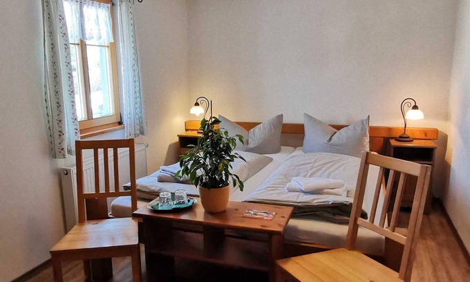 Gohrisch Apartamento | Familienzimmer - Pension Bauernhaus Vetter
