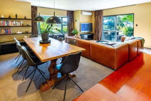 Harewood Apartamento | Families and Groups, Chch Airport, Spa Pool