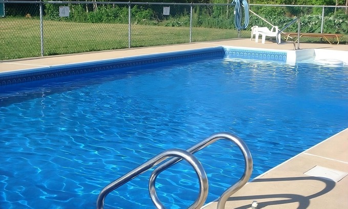 Campbelltown Complejo | Family Adventure Trip! 3 Comfortable Units w/ FREE Breakfast, Near Giant Center!
