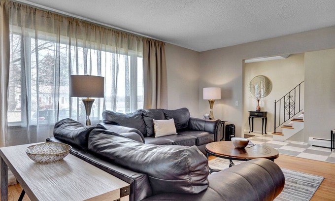 Rochester Casa | Family and Dog friendly home in Brighton