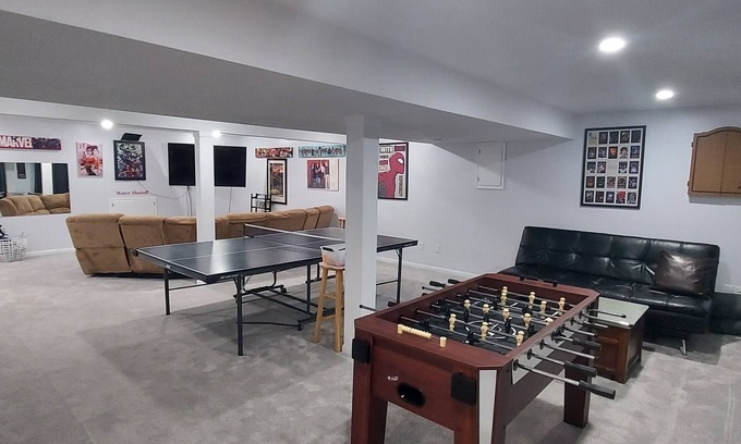 Overland Park Casa | Family and Large Group Friendly Suburb Home!