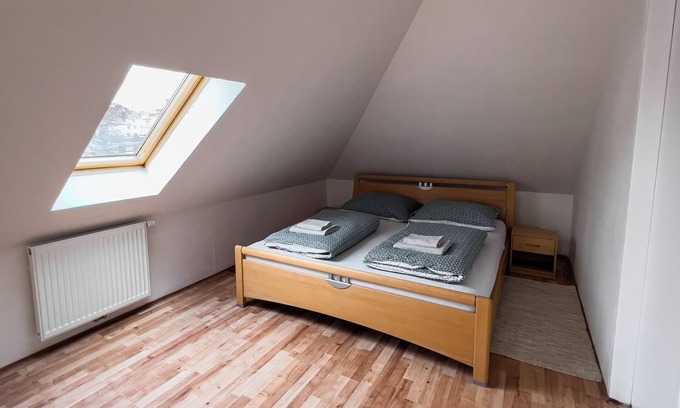 Abertamy Apartamento | Family Apartment N5 in Abertamy - near Plesivec Ski Slopes, bike/ski storage