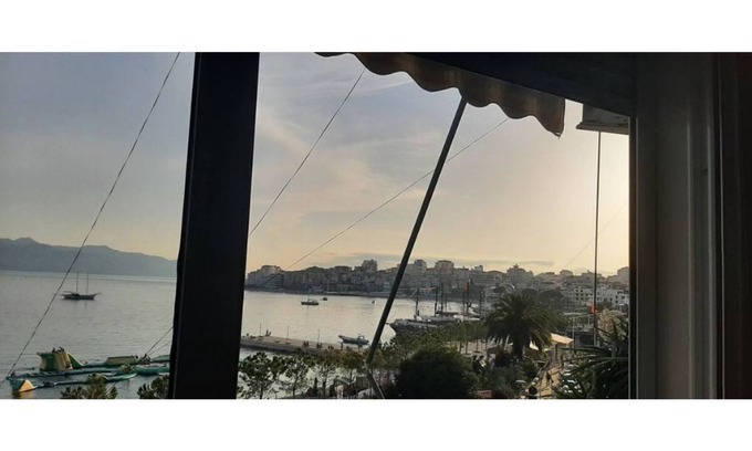 Sarande Apartamento | Family apartment 1 by Hillside apartment TM