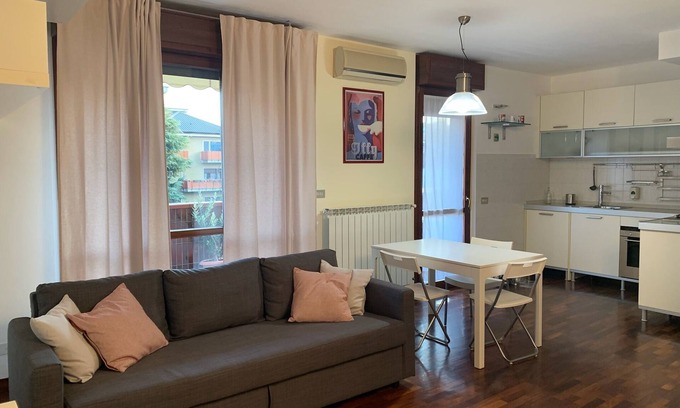 Precotto Apartamento | Family apartment with balcony and close to metro