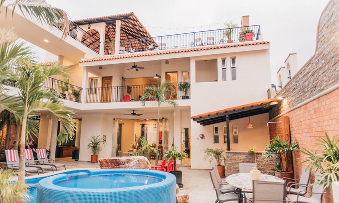Lazaro Cardenas Villa | Family Reunion Heaven 6 habitaciones y 3 piscinas