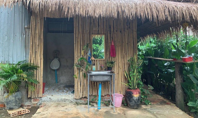 Banan Casa | Family Batcave Homestay