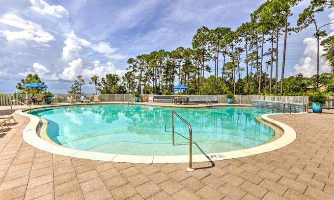 Panacea Casa | Family Beach Getaway in St Teresa Bike to Ocean!