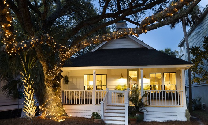 Isle of Palms Cabaña | Family Beach Cove.