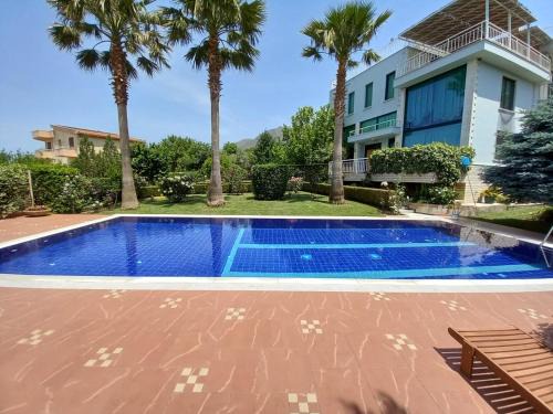 Tragjas Villa | Family Beach Swimming Pool Villa Luanit