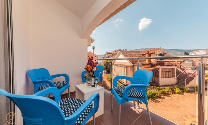 Baosici Apartamento | Family blue apartman Montenegro