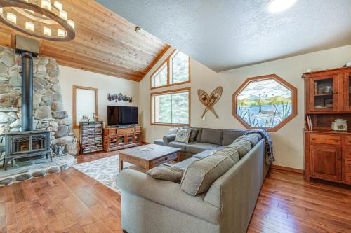 Truckee Casa | Family Cabin with Community Perks in Truckee!