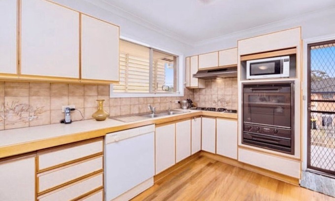 Upper Mount Gravatt Cabaña | Family Cottage Near Westfield