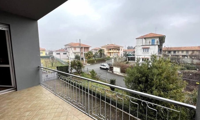 Gargallo Apartamento | Family cottage 10 minutes from the lake