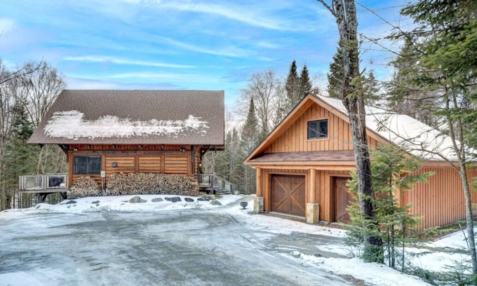 Lac-Superieur Chalet De Esquí | Family Dream Chalet | Kid Gym HotTub Fireplace