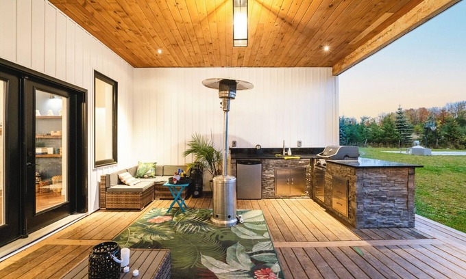West Grey Casa | Family Farm house Resort