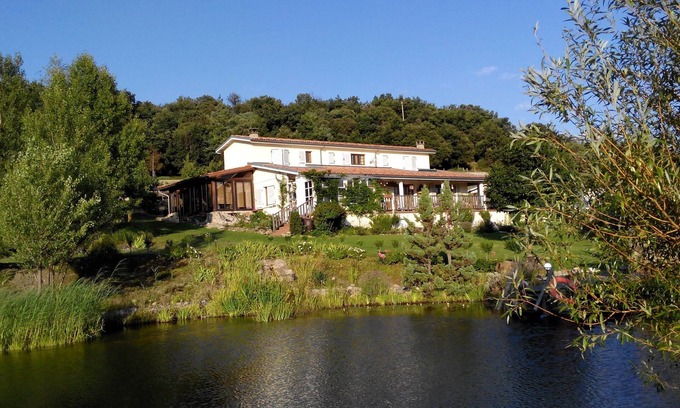 Gilhac-et-Bruzac Apartamento | , Tranquilidad absoluta con niños, bella vista, se admiten animales