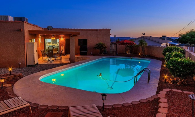 Lake Havasu City Casa | Family Friendly Oasis w/ Pool & BBQ
