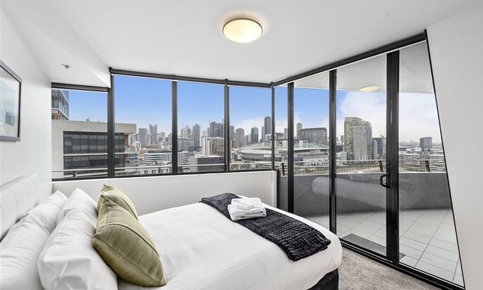 Docklands Apartamento | Family friendly 2br 2bath with large terrace close to CBD & Marvel Stadium