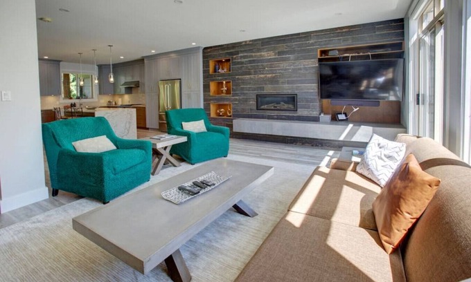Nicklaus North Casa | Family Friendly 3BR: Sleeps 8, Walk to Golf Course. Private Hot tub, Patio & BBQ