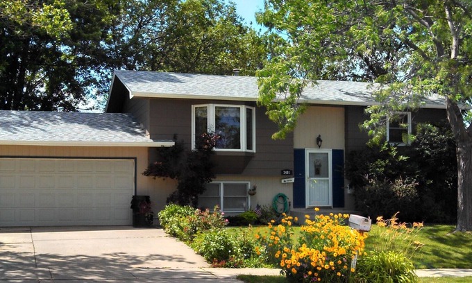 Rapid City Casa | Family friendly, 4 bedrooms, big yard, a cook's kitchen, & treasure!