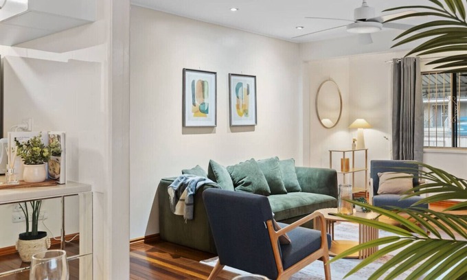 Sunnybank Casa | Family-Friendly 4BR Home Near Shops & Parks