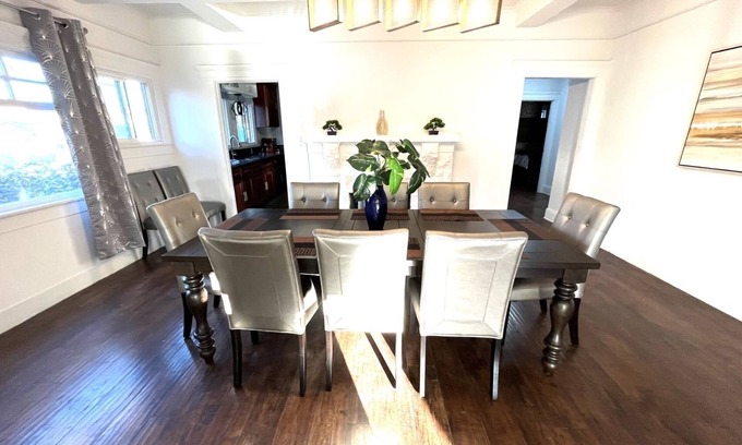 Alhambra Casa | Family Friendly 6B3B House (Super Good Location)