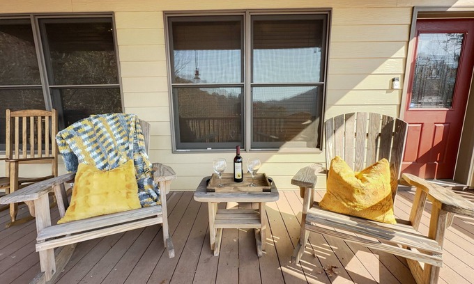 Hiawassee Cabina | Family Friendly cabin with Mountain views