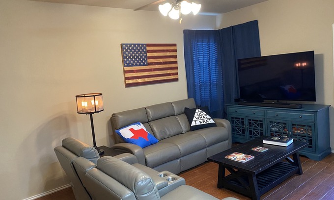 Round Rock Casa | Family Friendly. Clean. Comfortable. Convenient.
