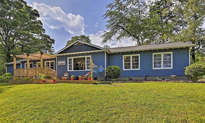 Chattanooga Casa | Family-Friendly Escape ~ 6 Mi to City Center!