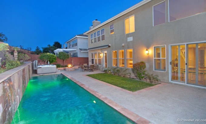 Murrieta Casa | Escapada ejecutiva cerca de Temecula con casa de huéspedes opcional! Especiales del día de la semana!